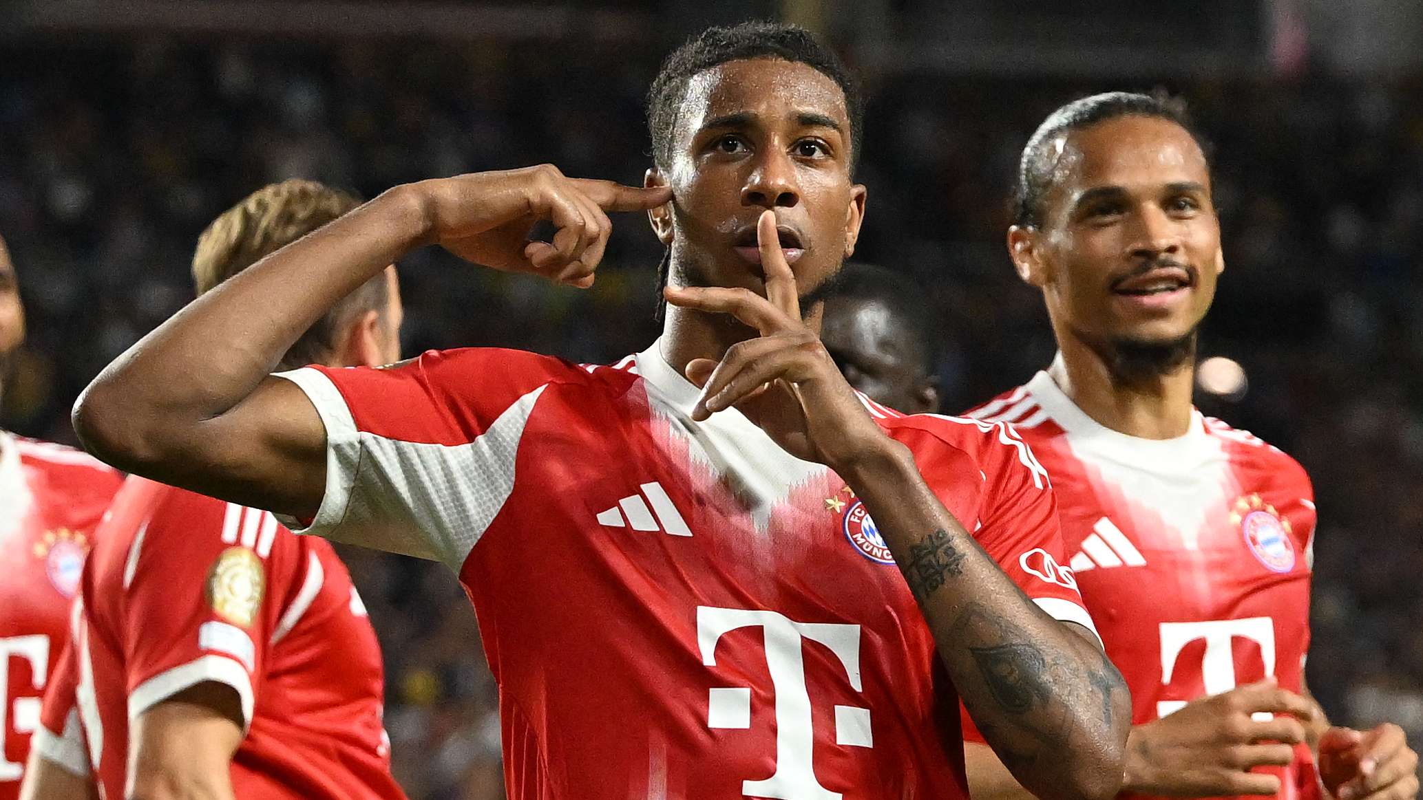 LOL直播赛事-国际比赛日突围战来临，门兴格拉德巴赫围绕葡超外线爆发，质疑声仍在，更衣室氛围转暖的简单介绍